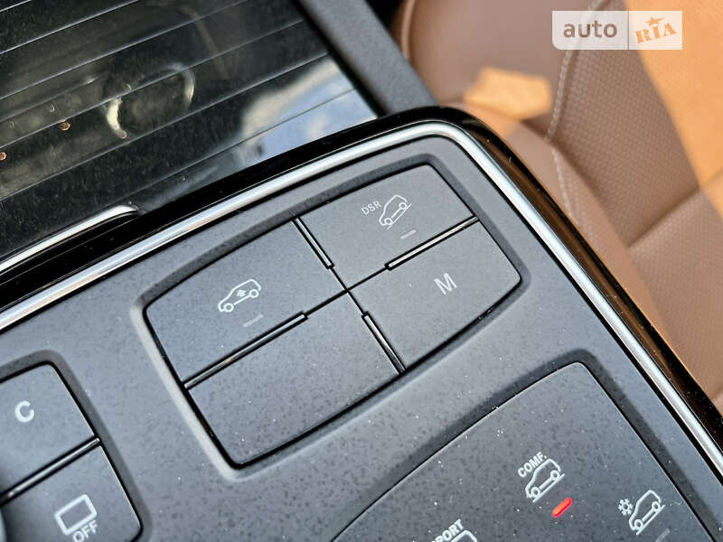 Внедорожник / Кроссовер Mercedes-Benz GLE-Class 2017 в Ивано-Франковске