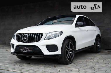 Внедорожник / Кроссовер Mercedes-Benz GLE-Class 2016 в 