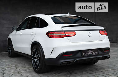 Внедорожник / Кроссовер Mercedes-Benz GLE-Class 2016 в 