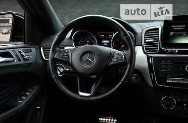 Внедорожник / Кроссовер Mercedes-Benz GLE-Class 2016 в 