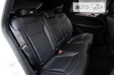 Внедорожник / Кроссовер Mercedes-Benz GLE-Class 2016 в 