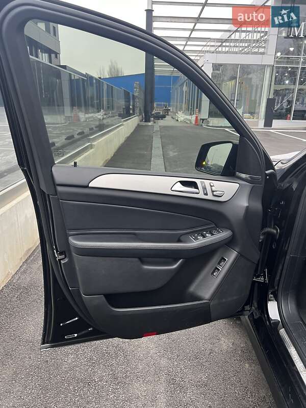 Внедорожник / Кроссовер Mercedes-Benz GLE-Class 2016 в Днепре