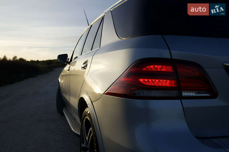 Внедорожник / Кроссовер Mercedes-Benz GLE-Class 2017 в Стрые