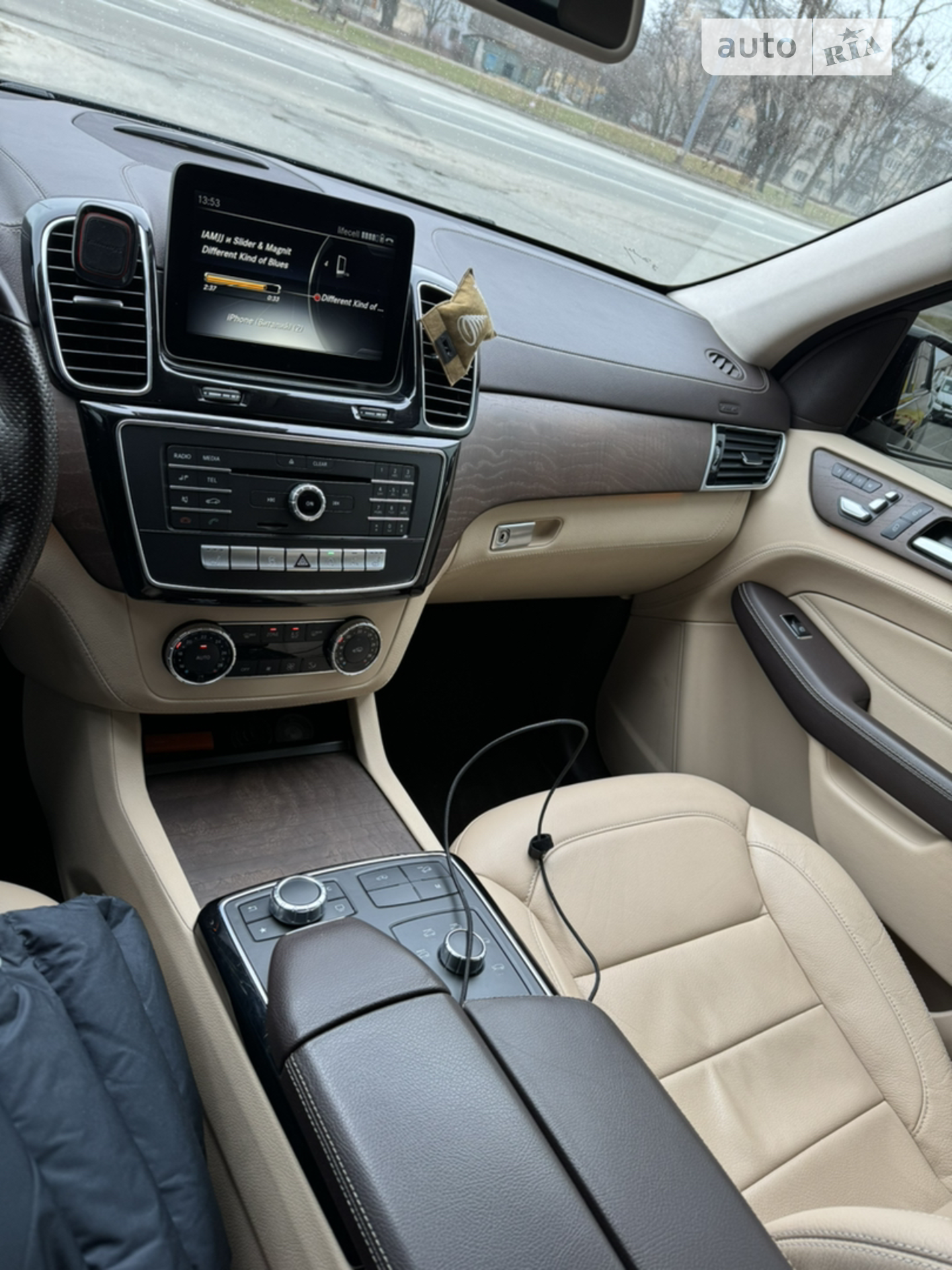 2016 Mercedes-Benz GLE - мініатюра 10