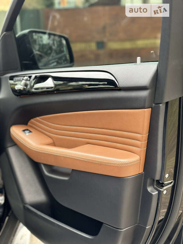 Внедорожник / Кроссовер Mercedes-Benz GLE-Class 2017 в Ирпене