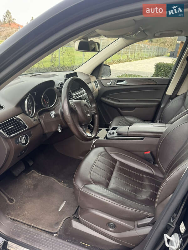 Внедорожник / Кроссовер Mercedes-Benz GLE-Class 2017 в Львове фото 3 Внедорожник / Кроссовер Mercedes-Benz GLE-Class 2017 в Львове