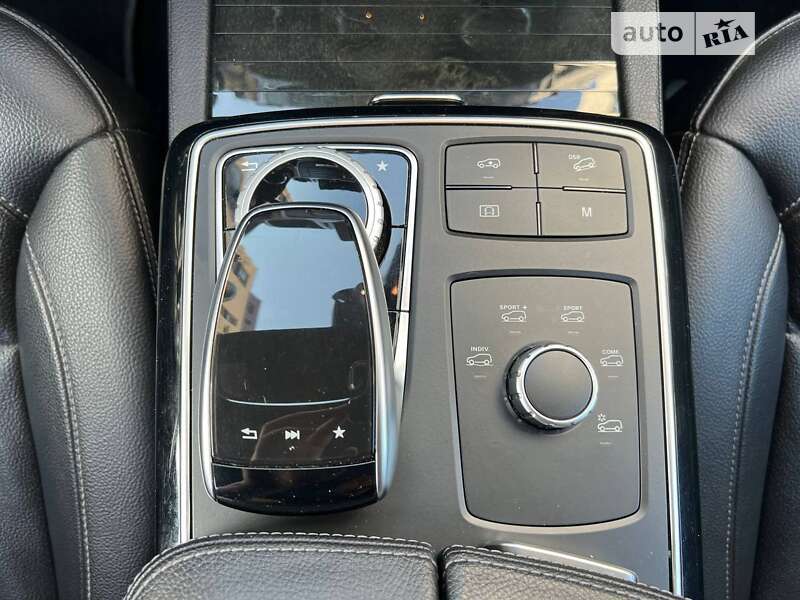 Позашляховик / Кросовер Mercedes-Benz GLE-Class 2017 в Києві фото 45 Позашляховик / Кросовер Mercedes-Benz GLE-Class 2017 в Києві