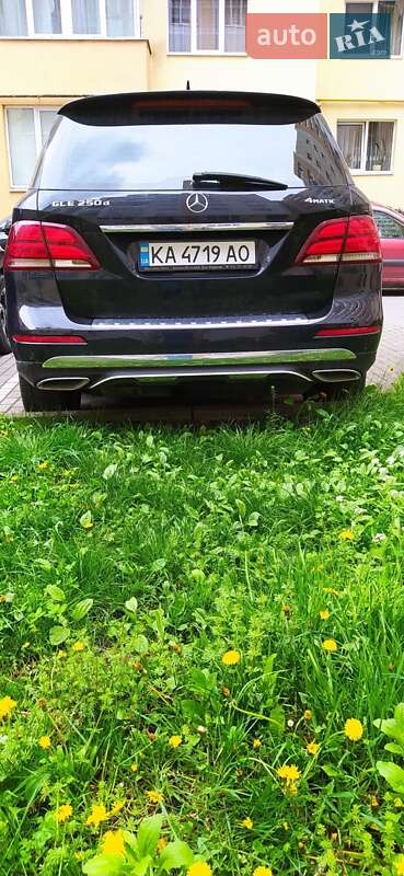 Позашляховик / Кросовер Mercedes-Benz GLE-Class 2017 в Львові