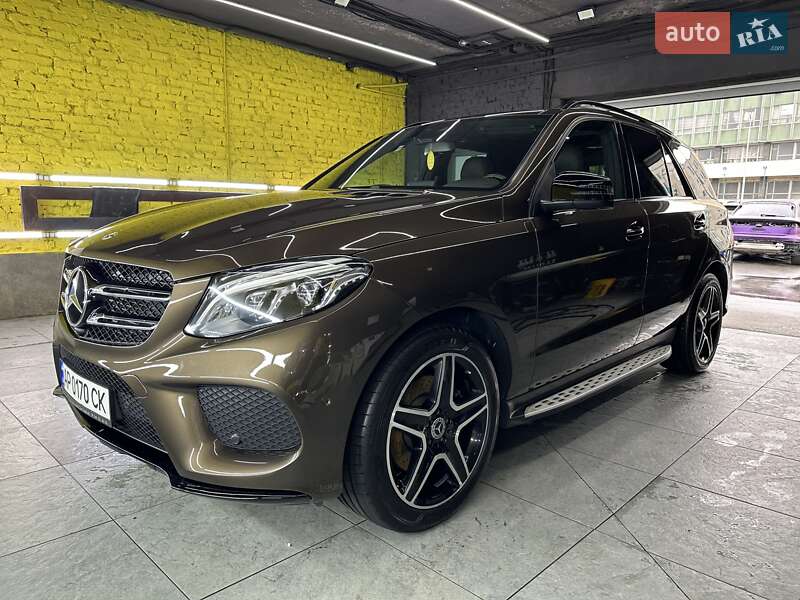 Внедорожник / Кроссовер Mercedes-Benz GLE-Class 2017 в Киеве