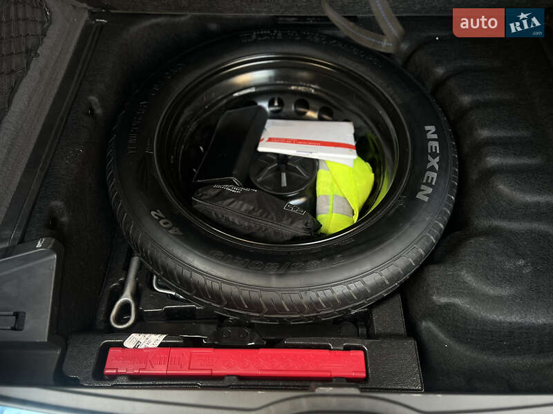 Внедорожник / Кроссовер Mercedes-Benz GLE-Class 2019 в Калуше