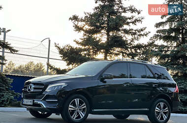 Внедорожник / Кроссовер Mercedes-Benz GLE-Class 2016 в 