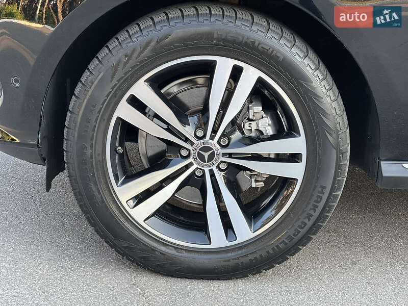 Внедорожник / Кроссовер Mercedes-Benz GLE-Class 2016 в Киеве