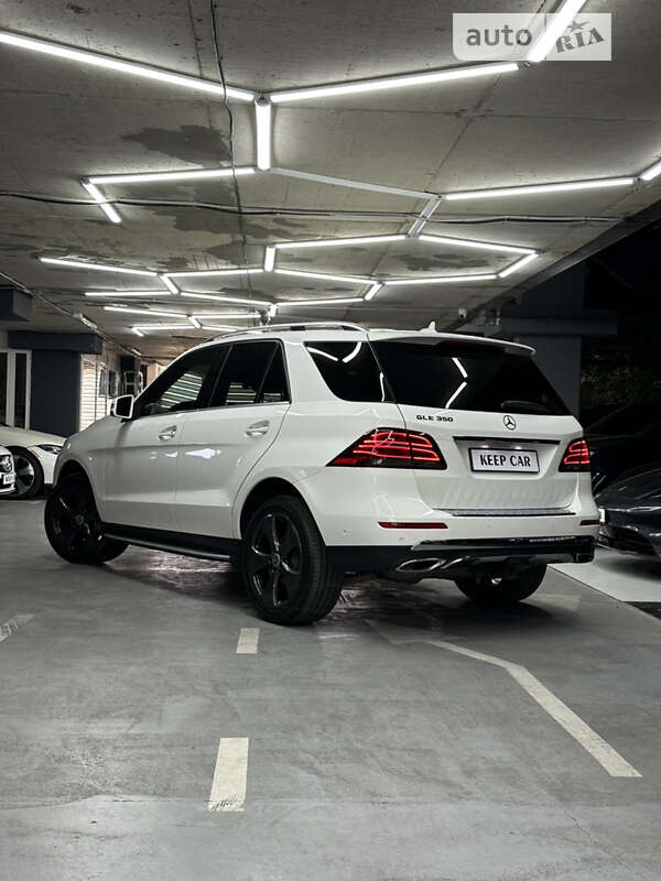 Позашляховик / Кросовер Mercedes-Benz GLE-Class 2016 в Одесі