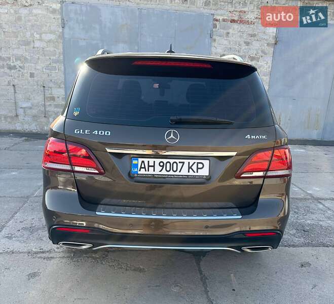 Внедорожник / Кроссовер Mercedes-Benz GLE-Class 2016 в Покровске