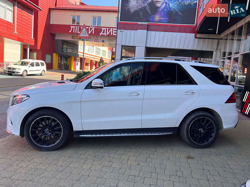 Внедорожник / Кроссовер Mercedes-Benz GLE-Class 2016 в Львове