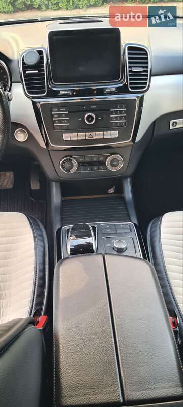 Внедорожник / Кроссовер Mercedes-Benz GLE-Class 2015 в Тернополе