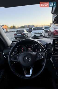 Внедорожник / Кроссовер Mercedes-Benz GLE-Class 2018 в 