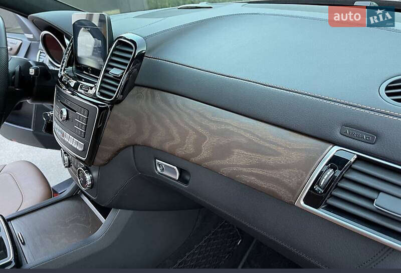 Внедорожник / Кроссовер Mercedes-Benz GLE-Class 2017 в Овидиополе