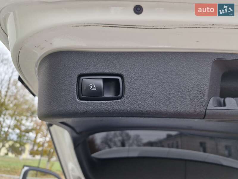 Позашляховик / Кросовер Mercedes-Benz GLE-Class 2016 в Тернополі