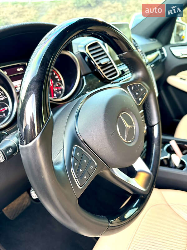Внедорожник / Кроссовер Mercedes-Benz GLE-Class 2015 в Полтаве