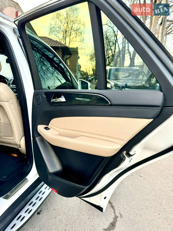 Внедорожник / Кроссовер Mercedes-Benz GLE-Class 2015 в Полтаве