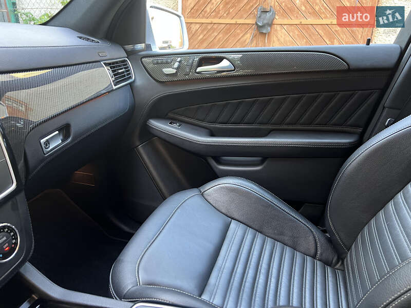 Позашляховик / Кросовер Mercedes-Benz GLE-Class 2015 в Чернівцях