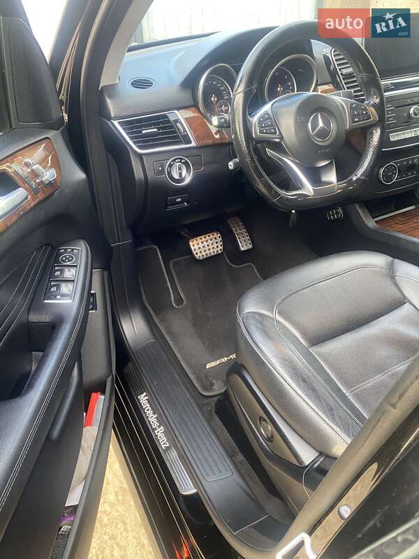 Внедорожник / Кроссовер Mercedes-Benz GLE-Class 2016 в Ужгороде