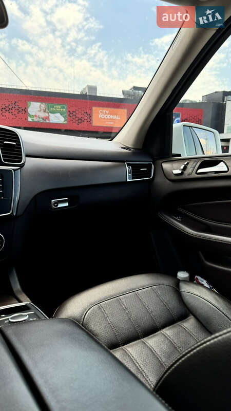 Внедорожник / Кроссовер Mercedes-Benz GLE-Class 2017 в Киеве