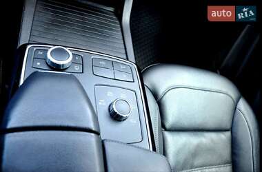 Внедорожник / Кроссовер Mercedes-Benz GLE-Class 2016 в 