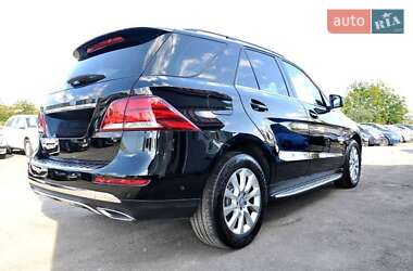 Внедорожник / Кроссовер Mercedes-Benz GLE-Class 2016 в 