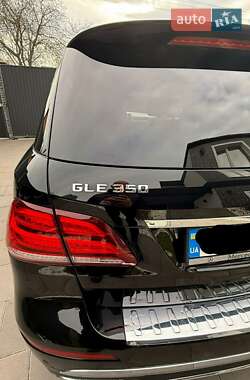 Внедорожник / Кроссовер Mercedes-Benz GLE-Class 2018 в 