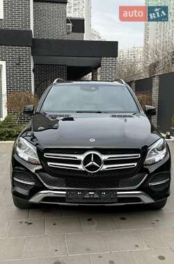 Внедорожник / Кроссовер Mercedes-Benz GLE-Class 2018 в 