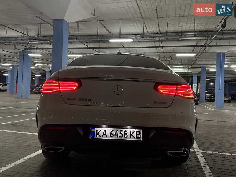 Внедорожник / Кроссовер Mercedes-Benz GLE-Class 2018 в Киеве