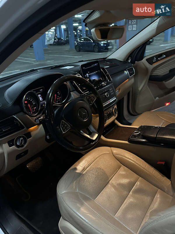 Внедорожник / Кроссовер Mercedes-Benz GLE-Class 2018 в Киеве