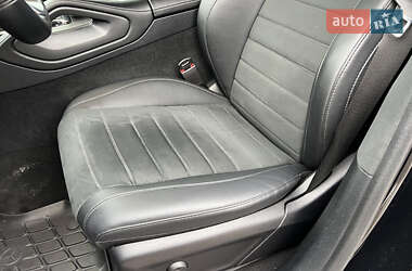 Внедорожник / Кроссовер Mercedes-Benz GLE-Class 2019 в 