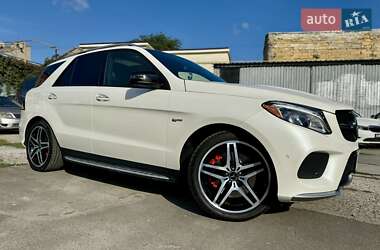 Внедорожник / Кроссовер Mercedes-Benz GLE-Class 2018 в 