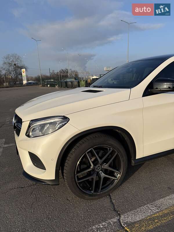 Внедорожник / Кроссовер Mercedes-Benz GLE-Class 2018 в Киеве