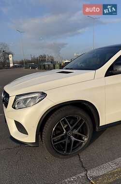Внедорожник / Кроссовер Mercedes-Benz GLE-Class 2018 в 