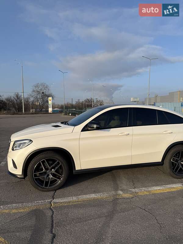 Внедорожник / Кроссовер Mercedes-Benz GLE-Class 2018 в Киеве