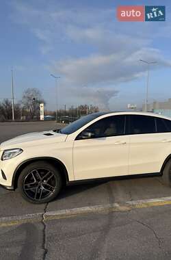 Внедорожник / Кроссовер Mercedes-Benz GLE-Class 2018 в 