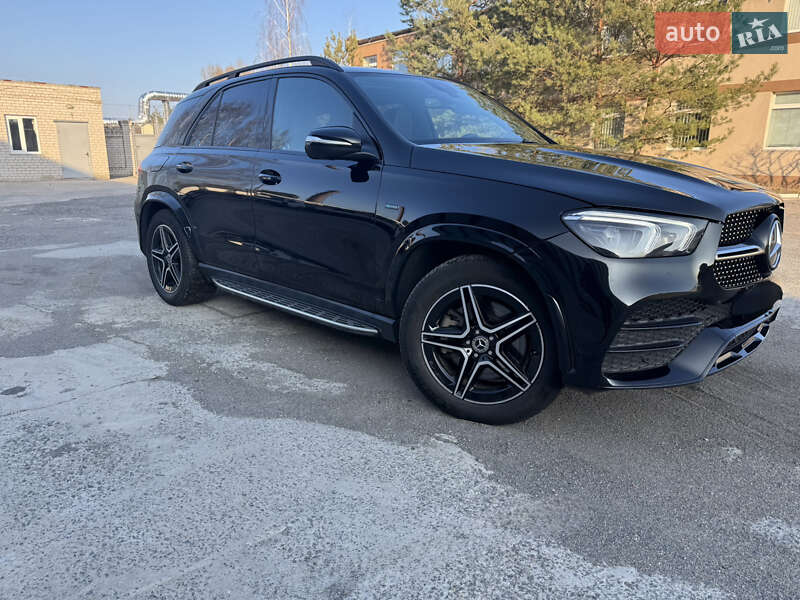 Внедорожник / Кроссовер Mercedes-Benz GLE-Class 2021 в 