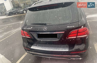 Внедорожник / Кроссовер Mercedes-Benz GLE-Class 2017 в 