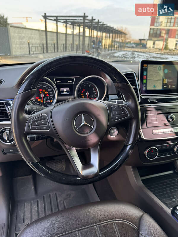 Внедорожник / Кроссовер Mercedes-Benz GLE-Class 2016 в Киеве