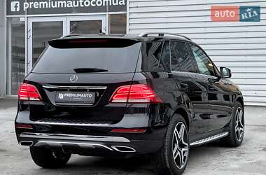 Внедорожник / Кроссовер Mercedes-Benz GLE-Class 2016 в 