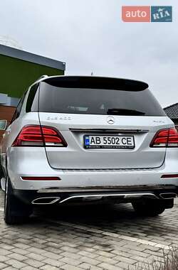 Внедорожник / Кроссовер Mercedes-Benz GLE-Class 2016 в 