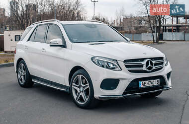 Внедорожник / Кроссовер Mercedes-Benz GLE-Class 2016 в 
