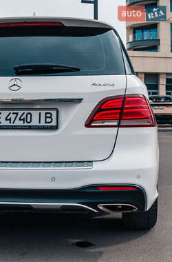 Внедорожник / Кроссовер Mercedes-Benz GLE-Class 2016 в 