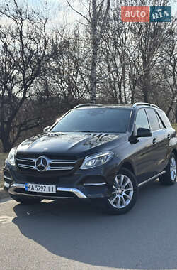 Внедорожник / Кроссовер Mercedes-Benz GLE-Class 2016 в 