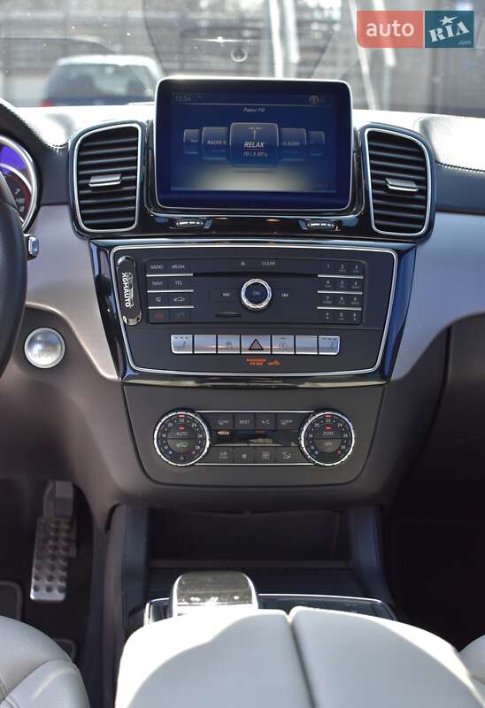 Внедорожник / Кроссовер Mercedes-Benz GLE-Class 2016 в Киеве