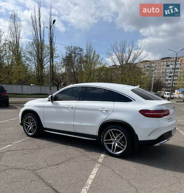 Позашляховик / Кросовер Mercedes-Benz GLE-Class 2016 в Кривому Розі